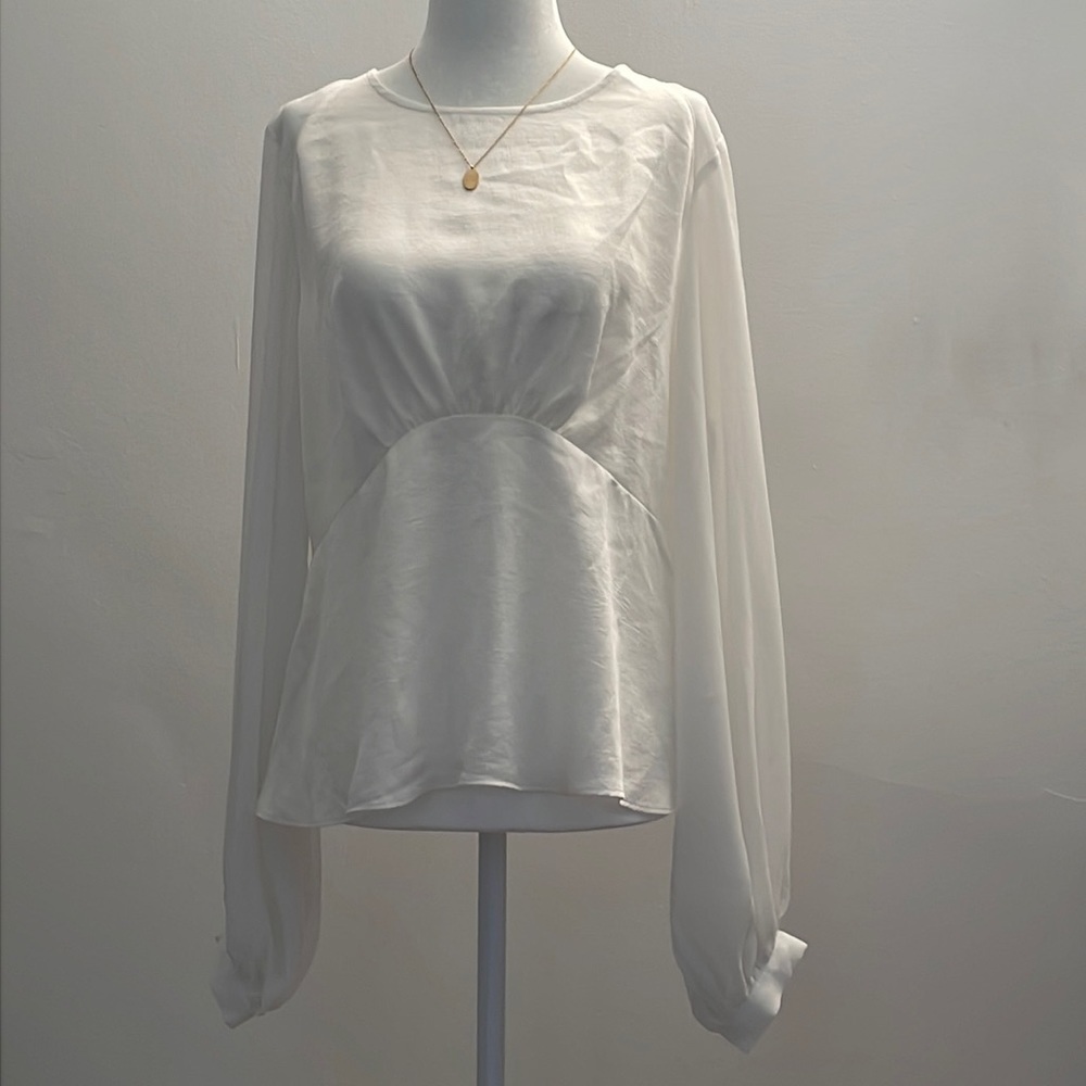 NWOT Express Flowy Top (L)